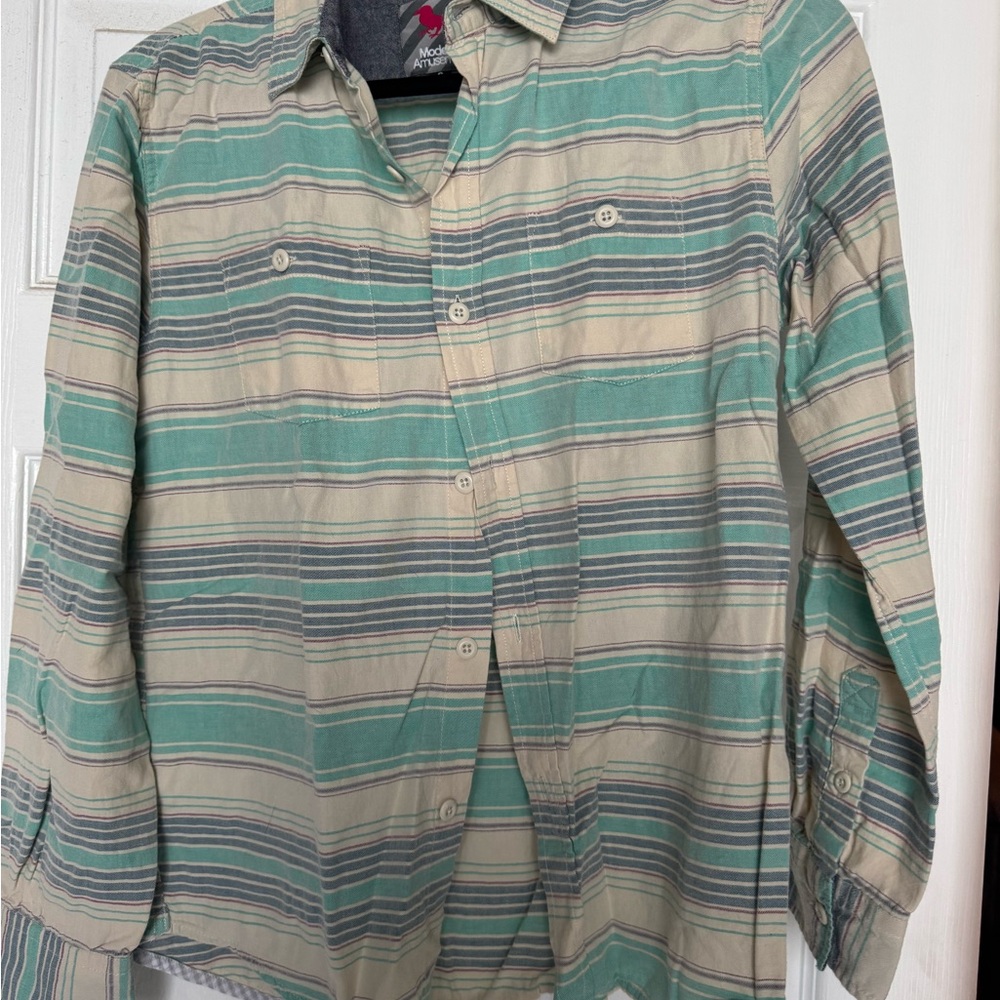 Modern Amusement Green and Cream Casual Button Down Shirt